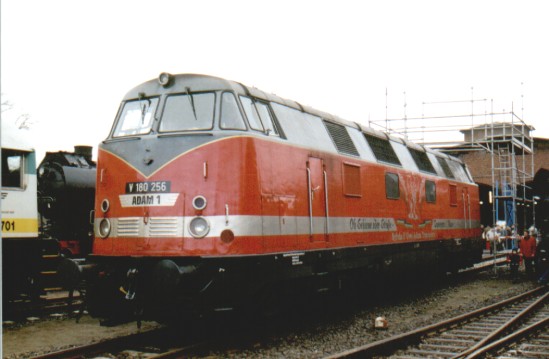 v180_256