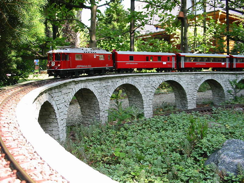 Ge 4/4 II auf Brusio-Viadukt