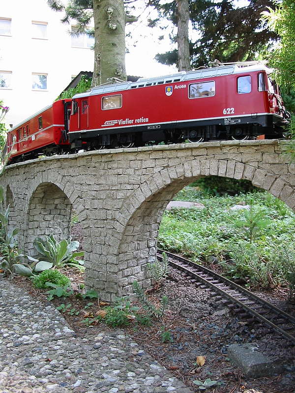 Brusio-Viadukt von unten