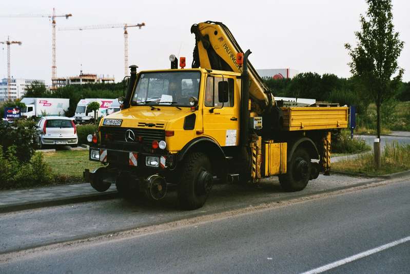 Schienenunimog Vorderansicht