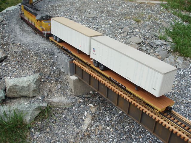 Scratchbuild Piggy Back 89' Flatcar
