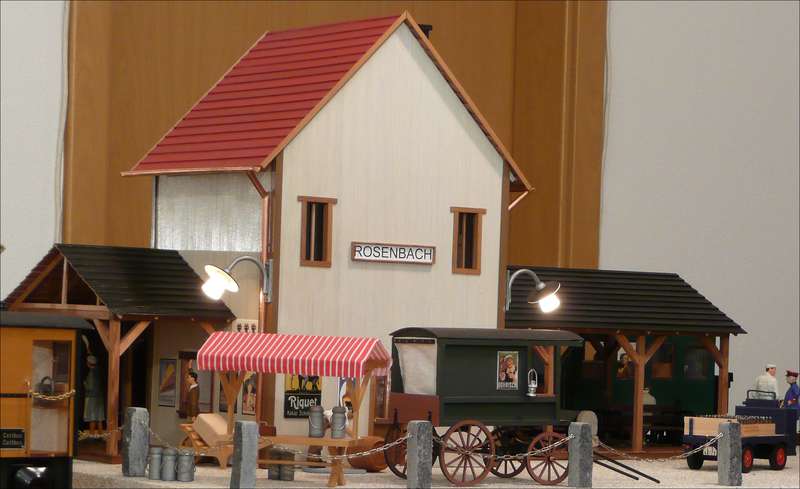 Bahnhof_schr_g_Ausschnitt