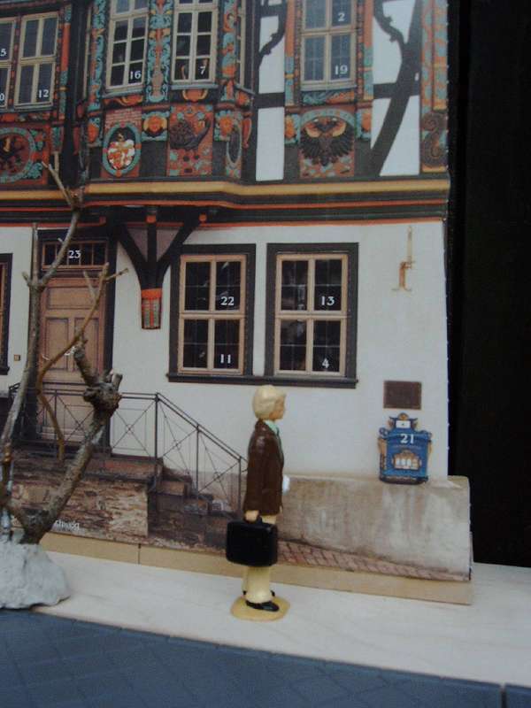 Alles nur Pappe 01