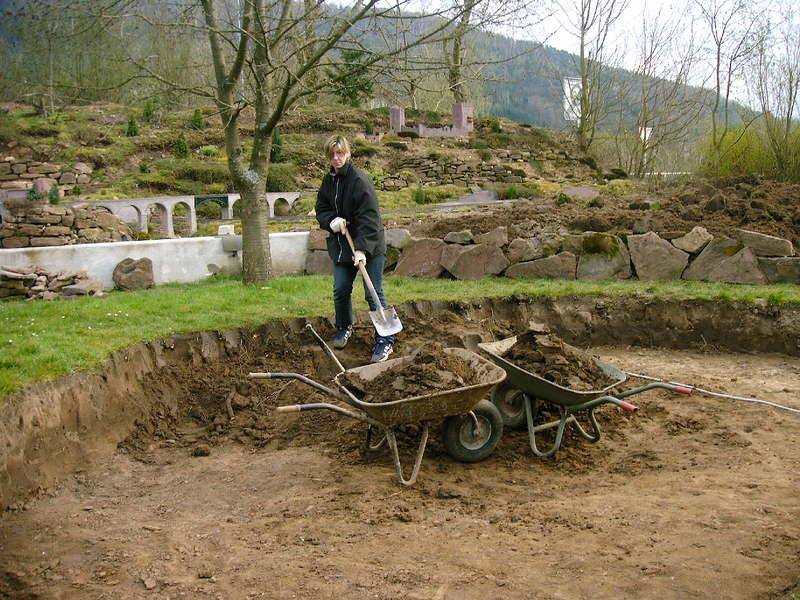 Meine Frau baut  mir ne Gartenbahn