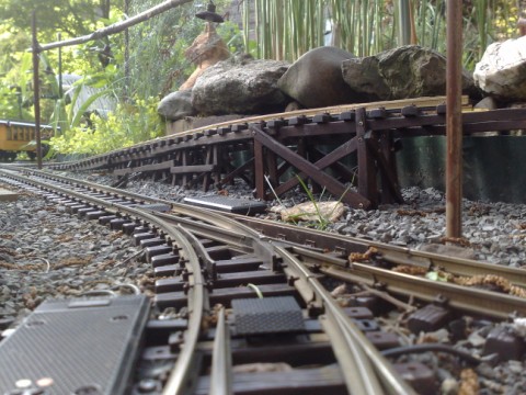 220520102878_640x480_