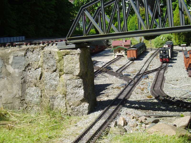 2005 Unter der Brücke