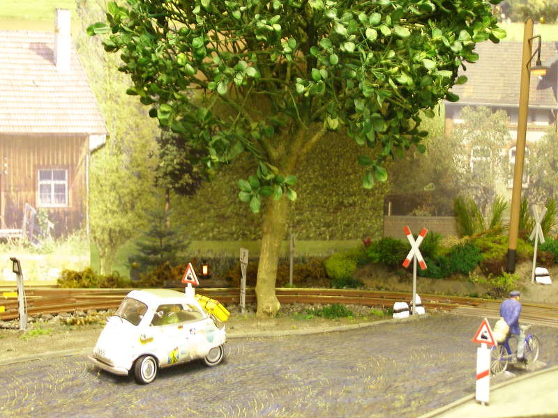 BÜ mit Isetta Nr.2