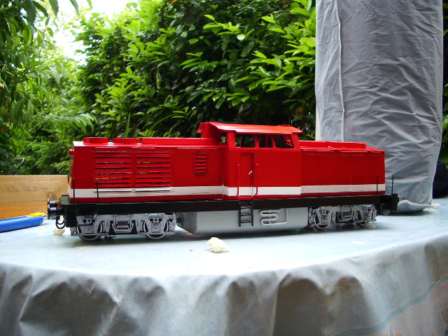 V 100