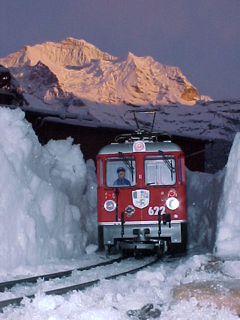 Abendrot unter der Jungfrau Arosa lok
