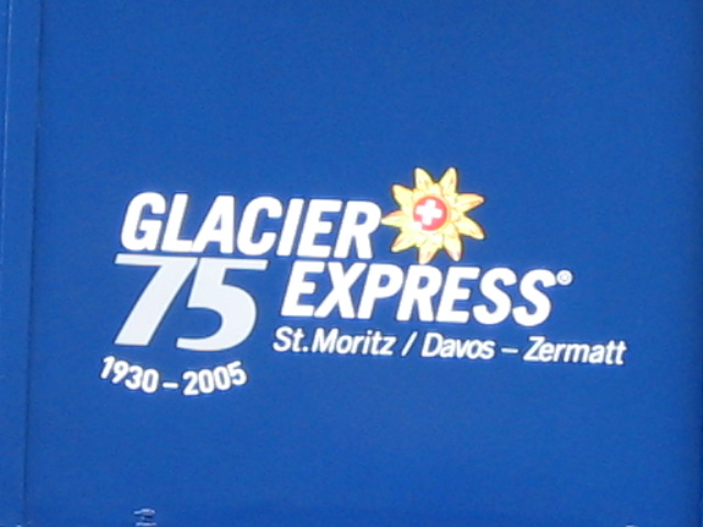 Krobi blau mit Glacier Logo