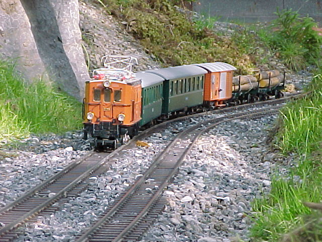 Ge 2/4 im Tal der Steine