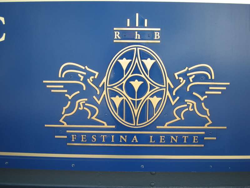 es witers logo