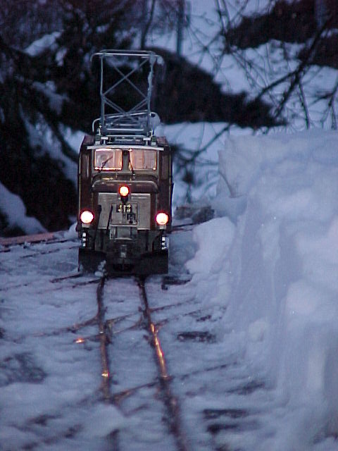 Durch die Schneewände