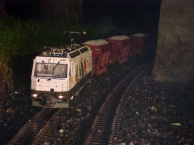 Nachtverkehr im Tal der Steine