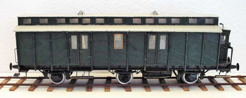 Bild_ok25_Eigenbaumodelle_1zu25