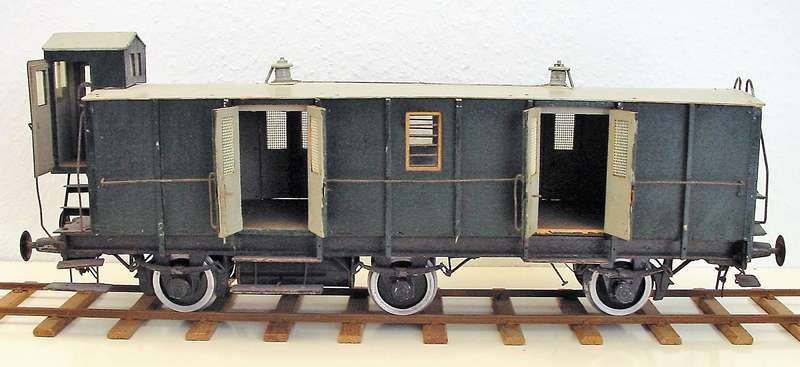 Bild_ok26_Eigenbaumodelle_1zu25