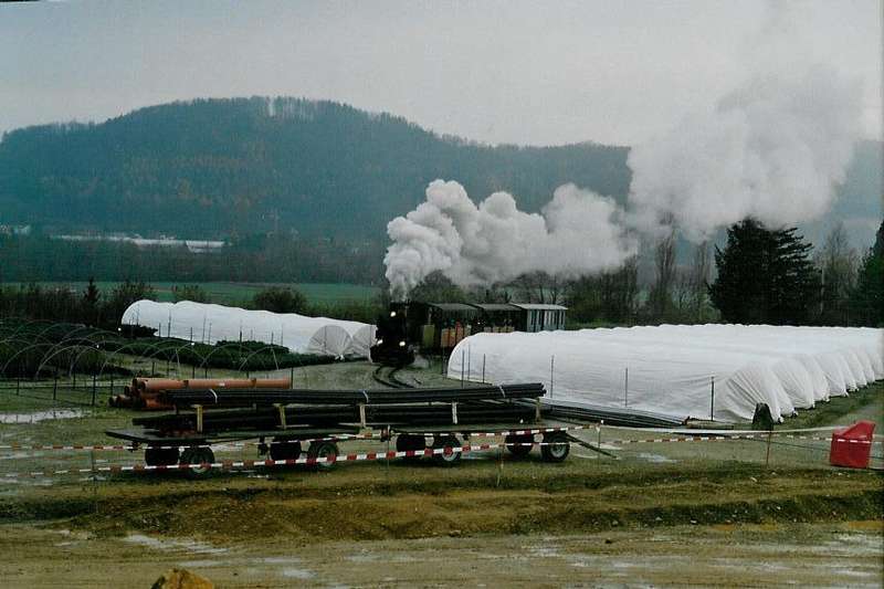 Soeben ist der Zug beim Baumschulsee abgefahren
