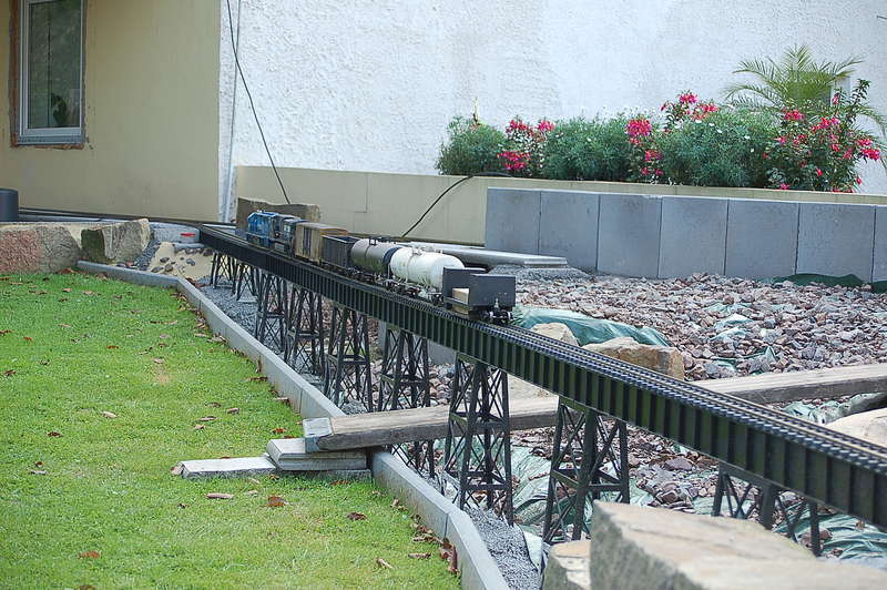 BRÜCKE-8