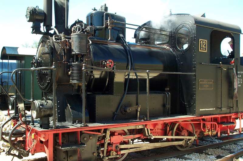 WN 12