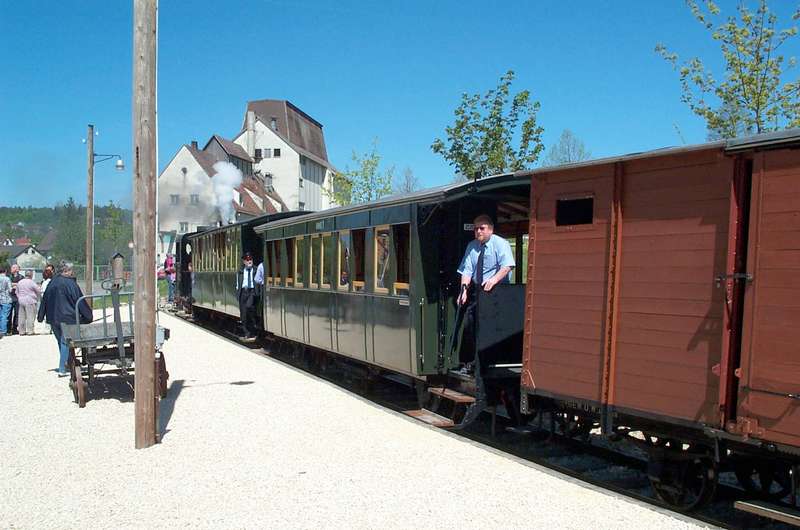 Der Zug mit WN 12 in Neresheim