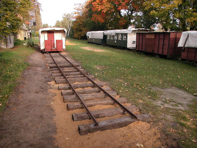 die ersten Meter Gleis in Straupitz