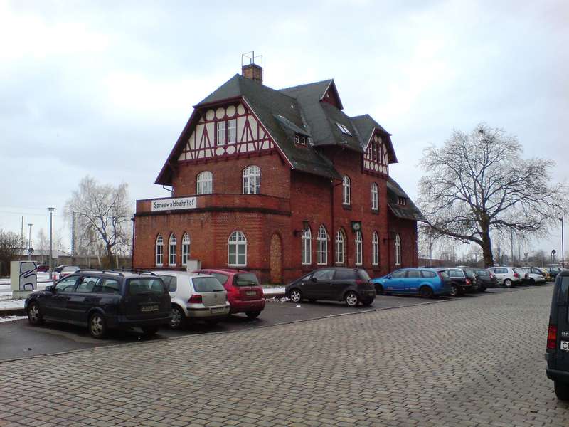 Bahnhof Cottbus im Januar 2009 - Gleisseite