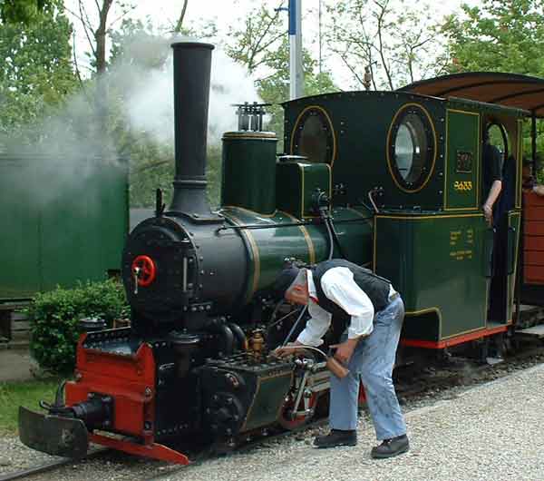 Emma am Bahnhof See