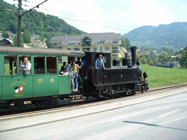 Nr. 6 bei der ausfahrt in Blonay