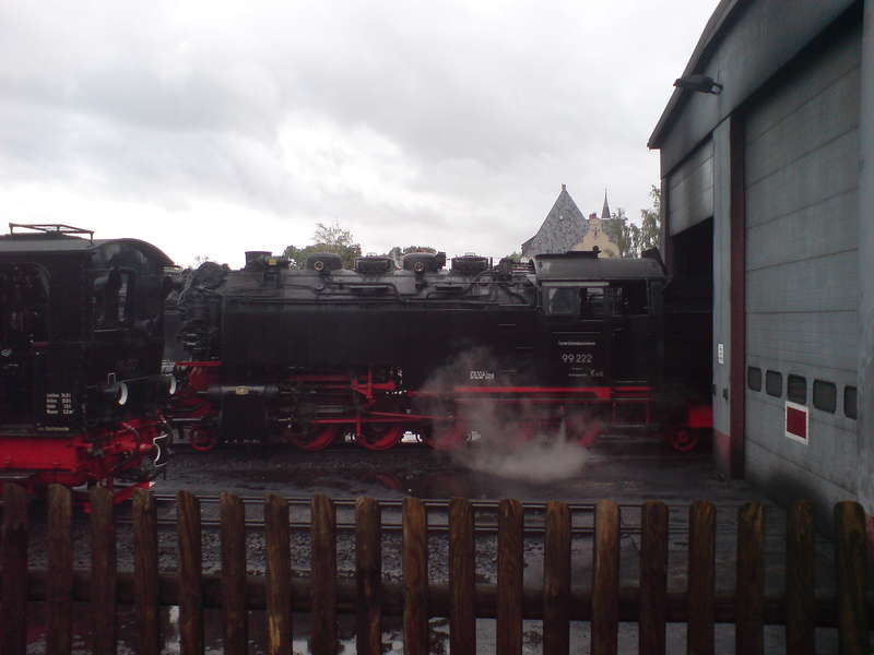 99 222