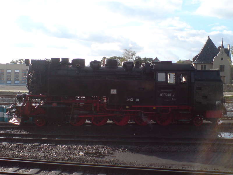 99 7240-7 in der Abendsonne