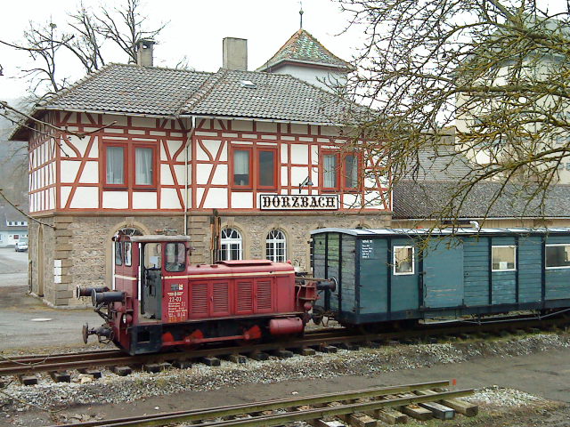 V22-03 vor Bahnhof Dörzbach