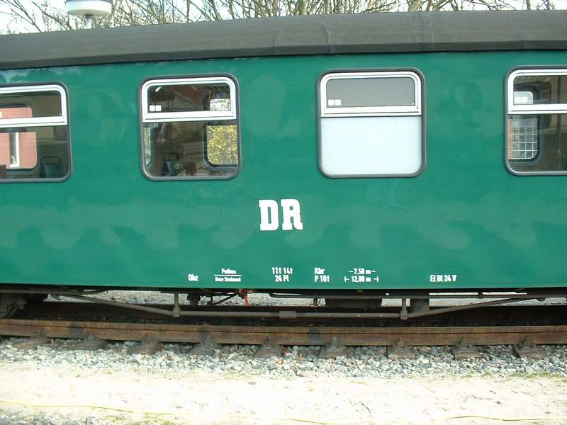 Anschriften des &quot;DR&quot; - Rekowagen in Putbus