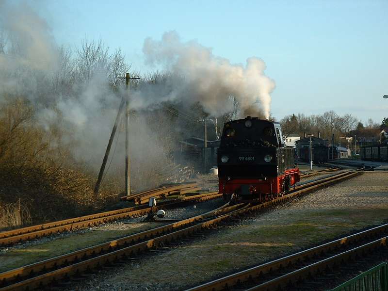 99 4801rangiert in Putbus