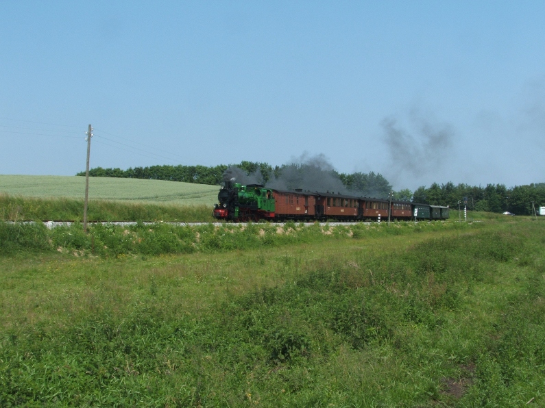 53 Mh mit dem Traditionszug bei Serams