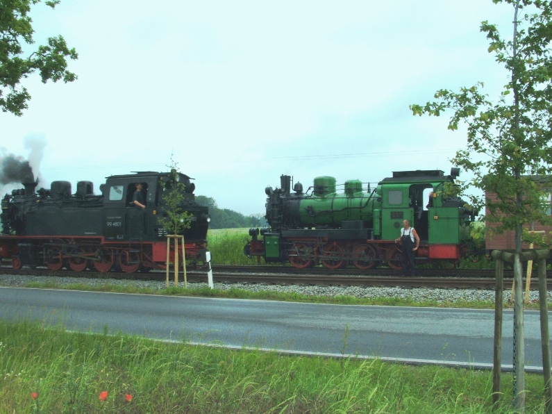 53 Mh kreuzt mit 99 4801