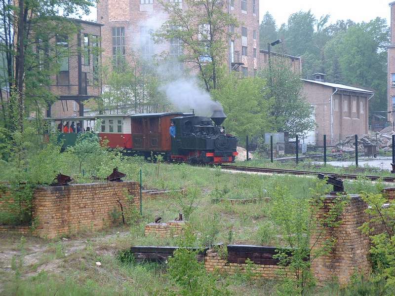 99 3317 der WEM an der Brikettfabrik
