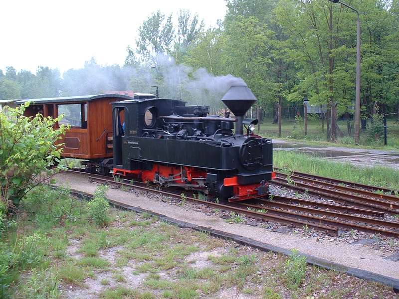 99 3317 der WEM an der Brikettfabrik