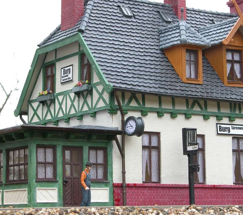 Bahnhof Burg