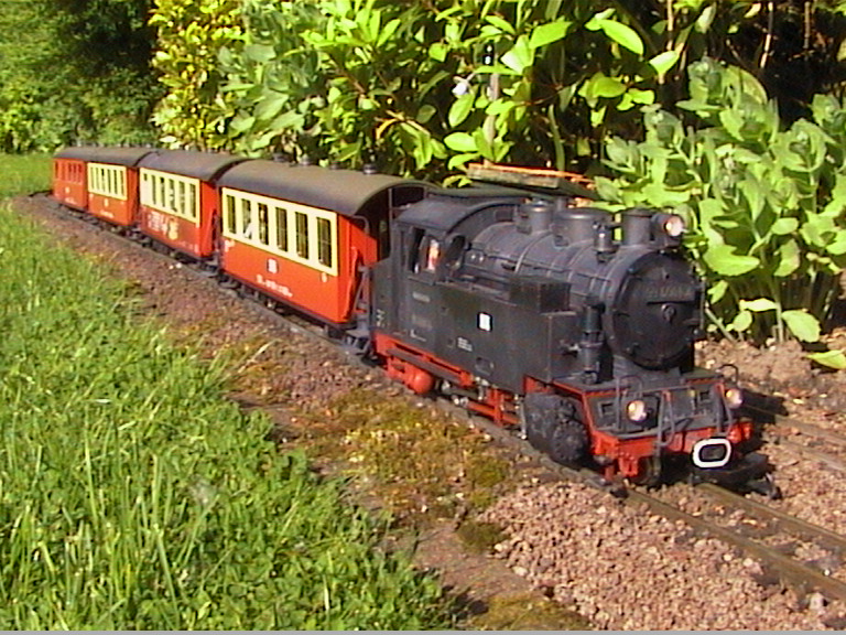 Personenzug im Selketal