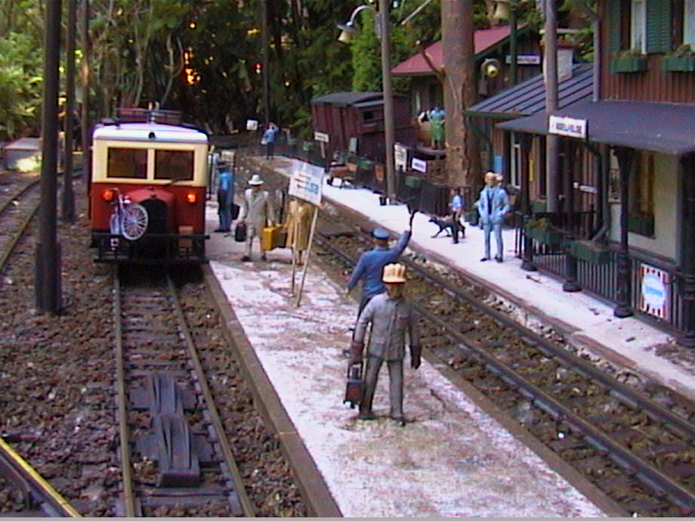Im Bahnhof