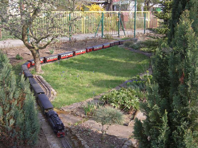 Buntbahnzug 1