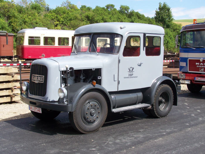LKW2