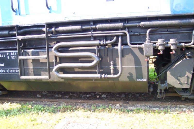 V100_02