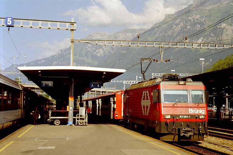 Bruenningbahn-Interlaken1