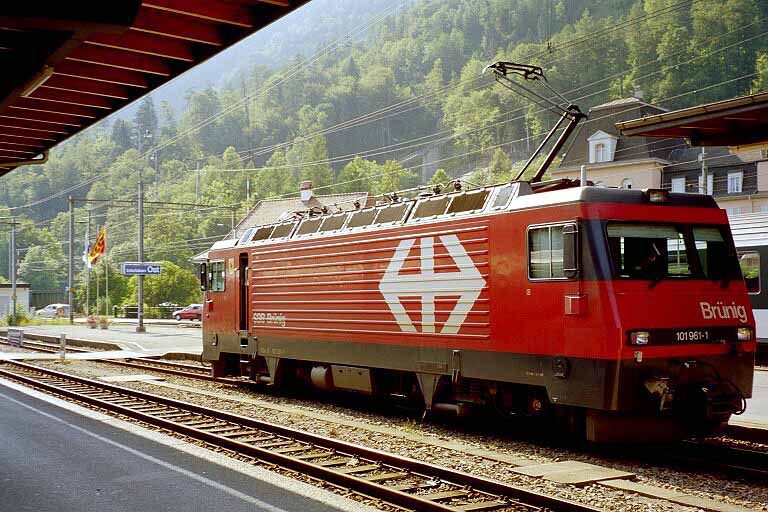 Bruenningbahn-Interlaken2