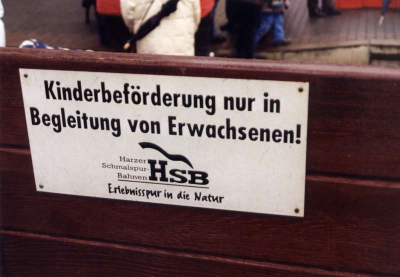 9Schilder innen 2
