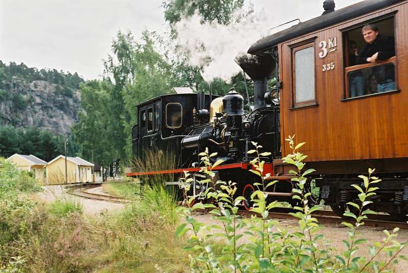 Kurz vor dem Bahnhof Grovane