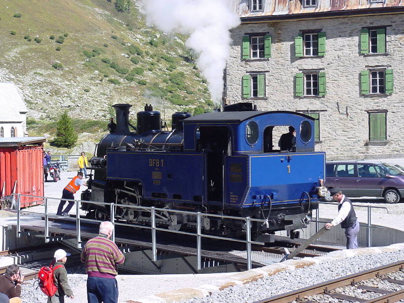 Lok_1_beim_Wenden_in_Gletsch
