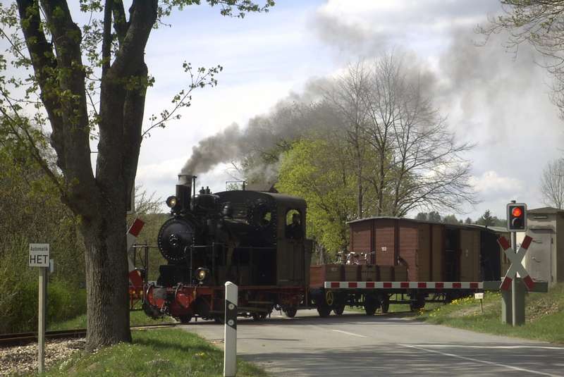 HMB Zug auf Bü