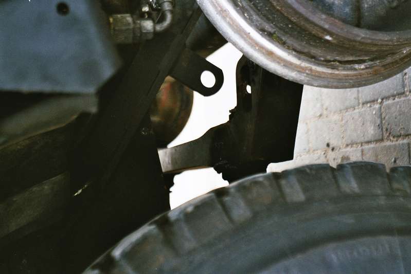 Schinenunimog_Achsaufh_ngung